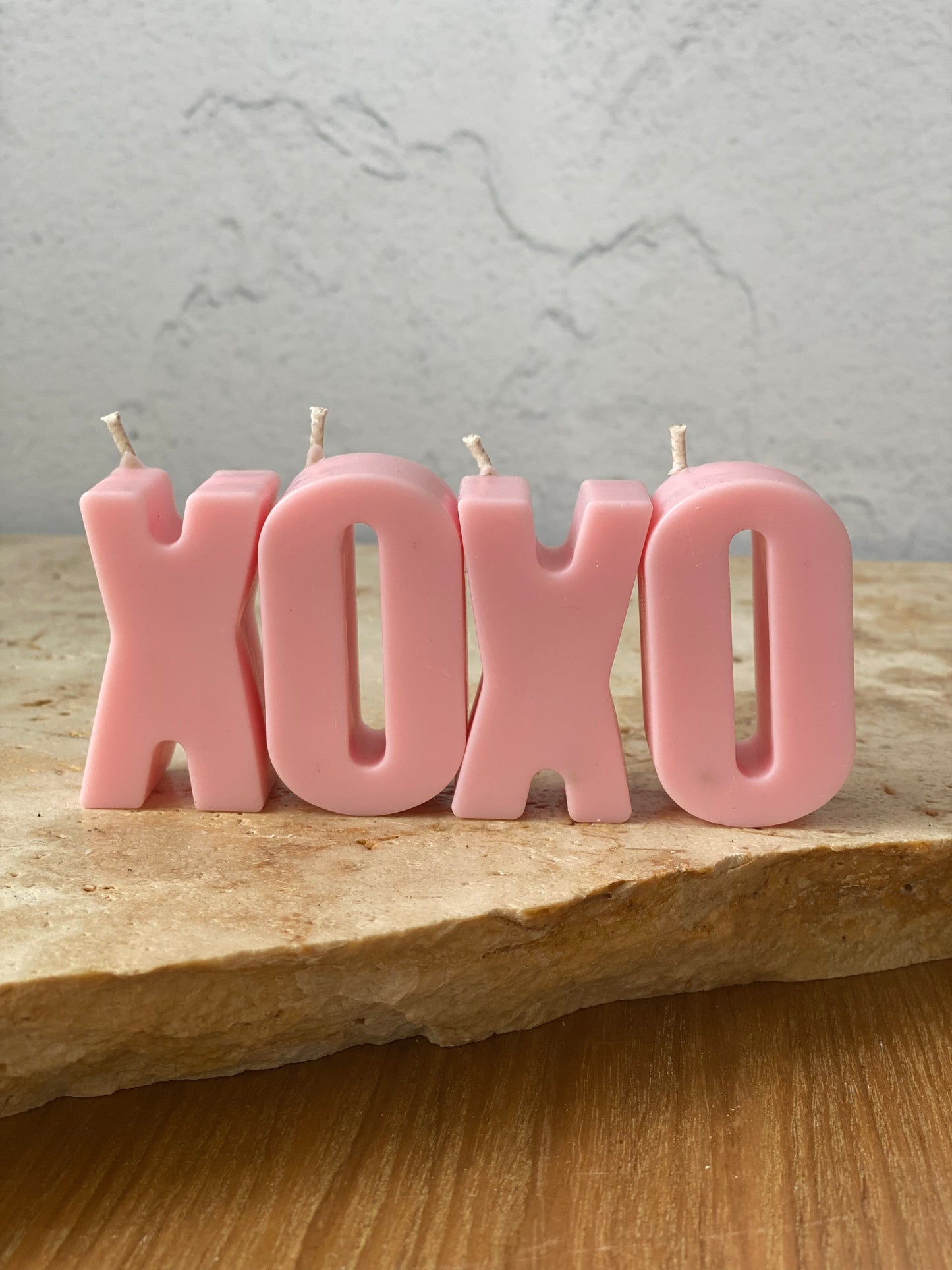 Candle Letters in pink XOXO | Personalised Birthday Candles Australia | Sydney Candles Australia | Alphabet Candles for Cakes | Alphabet Birthday Candles | Custom Birthday Candles | Coloured Candles | Letter Candles | Special Candles | Cake Toppers | Cake