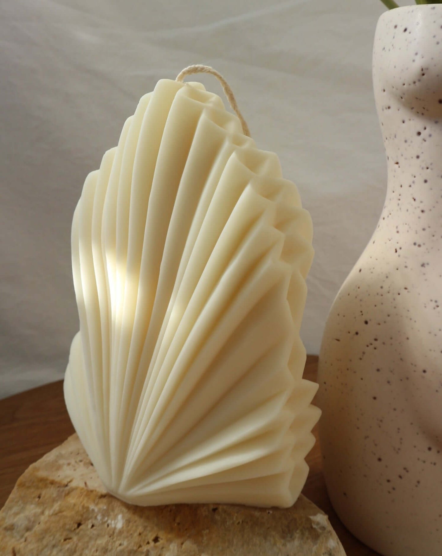 palm shaped soy wax candle | Home Decoration Ideas | Centerpiece Ideas | Candle Decorations | Sculptural Candles | Sculptural Candles Australia | Free Standing Candles | Clean Burning Candles | Sculpted Candles | Australian Made Candles | Soy Wax Candles